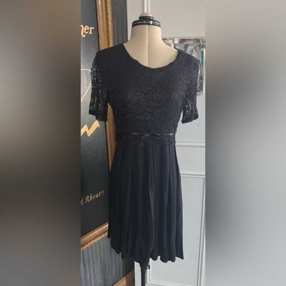 CDC DRESS - Picture 3 of 3